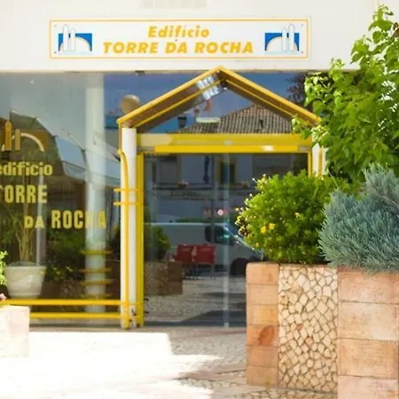 T1 - Da Rocha - Com Vistas De Mar E Terraco *